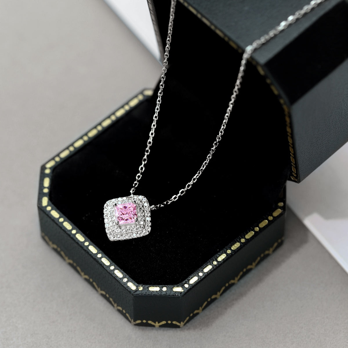 [Oramore Jewelry]Sparkling Asscher Cut Necklace