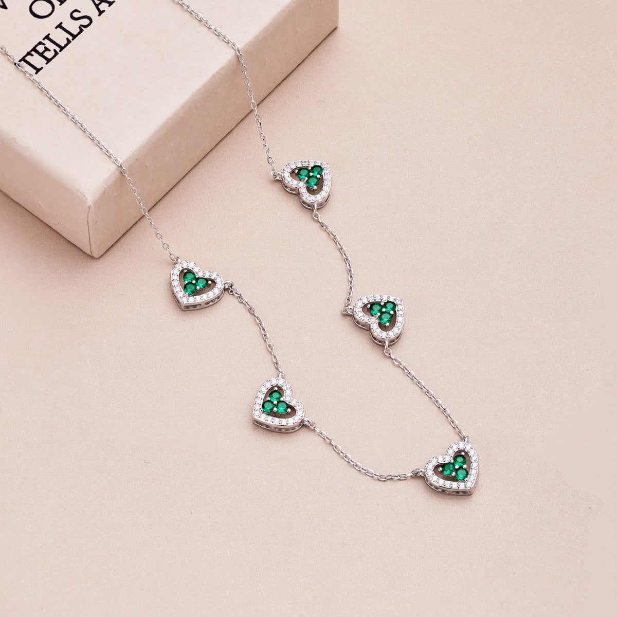 [Oramore Jewelry]Sparkling Five Heart Necklace