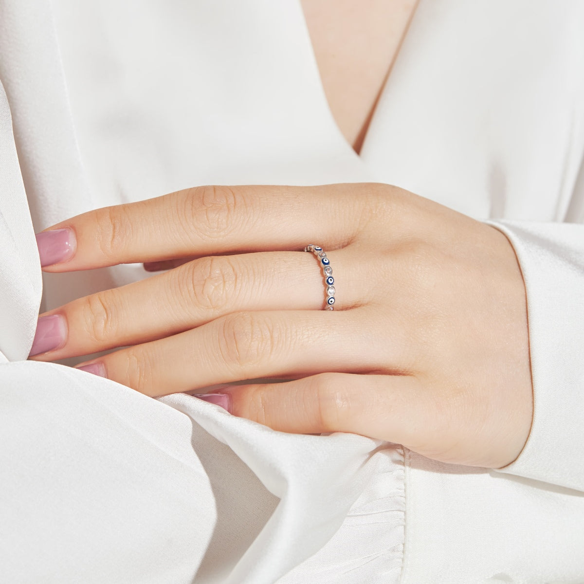 [Oramore Jewelry]Sparkling Vibrant Round Shape Daily Ring