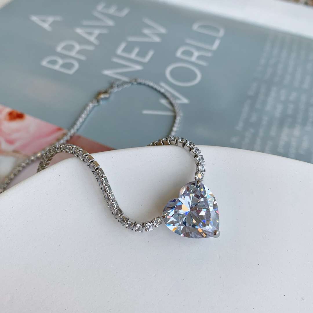 [Oramore Jewelry]8.0 Carat Versatile Colorful Sweet Heart-Shaped Tennis Necklace