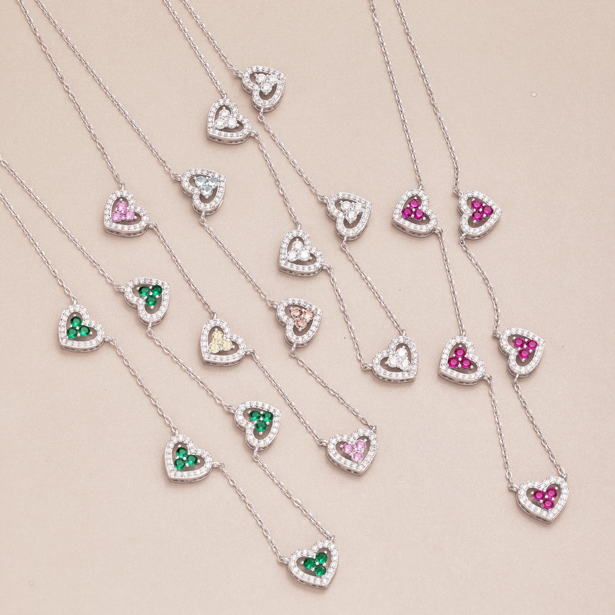 [Oramore Jewelry]Sparkling Five Heart Necklace