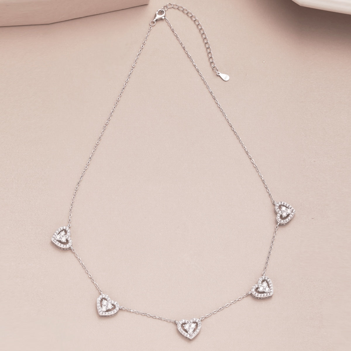 [Oramore Jewelry]Sparkling Five Heart Necklace