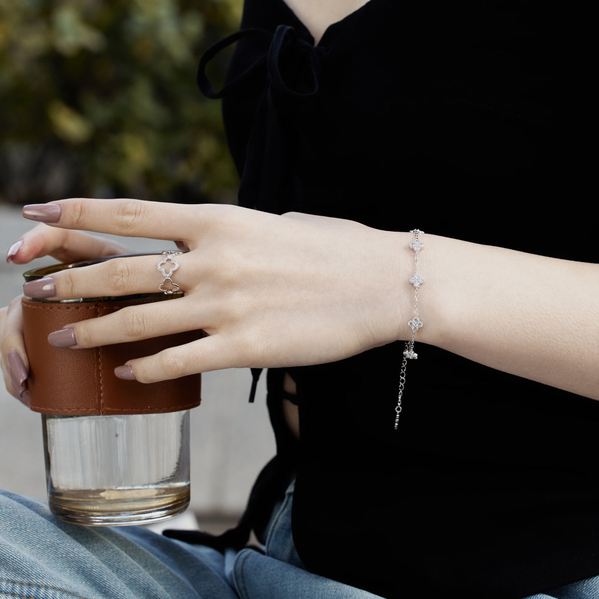[Oramore Jewelry]Four-Leaf Clover Hollow Butterfly Bracelet