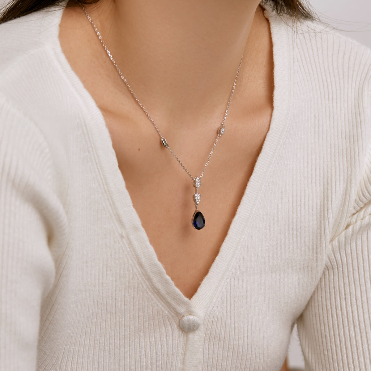 [Oramore Jewelry]Dazzling Pear Cut Necklace