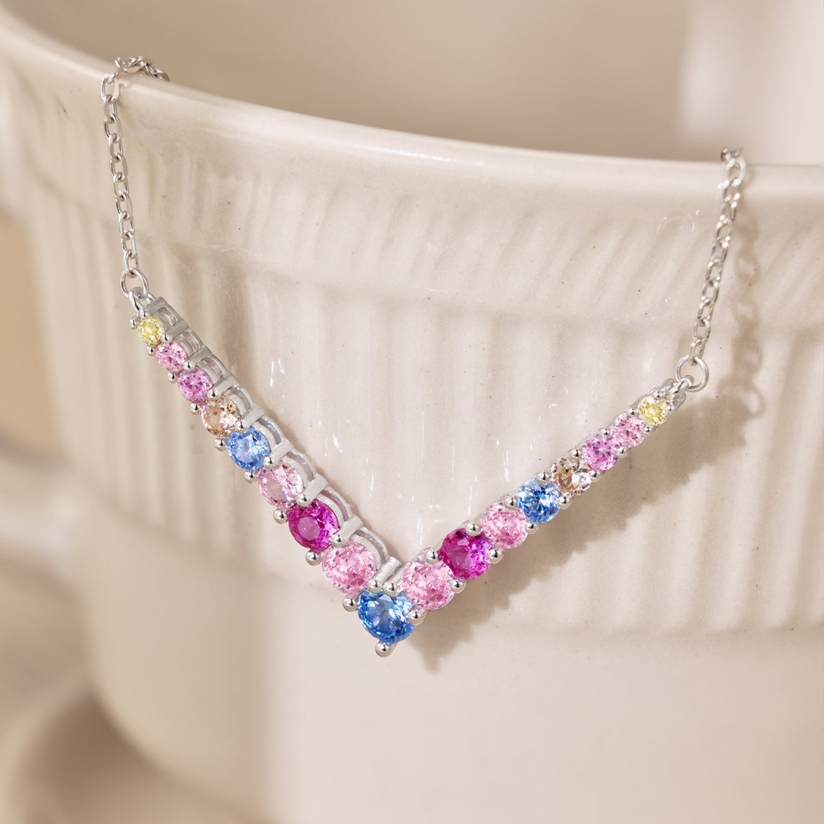 [Oramore Jewelry]Ornate Round Cut Necklace