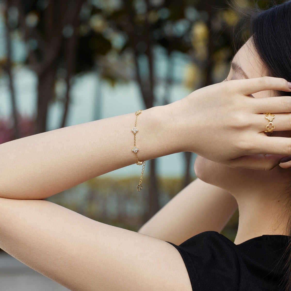 [Oramore Jewelry]Four-Leaf Clover Hollow Butterfly Bracelet