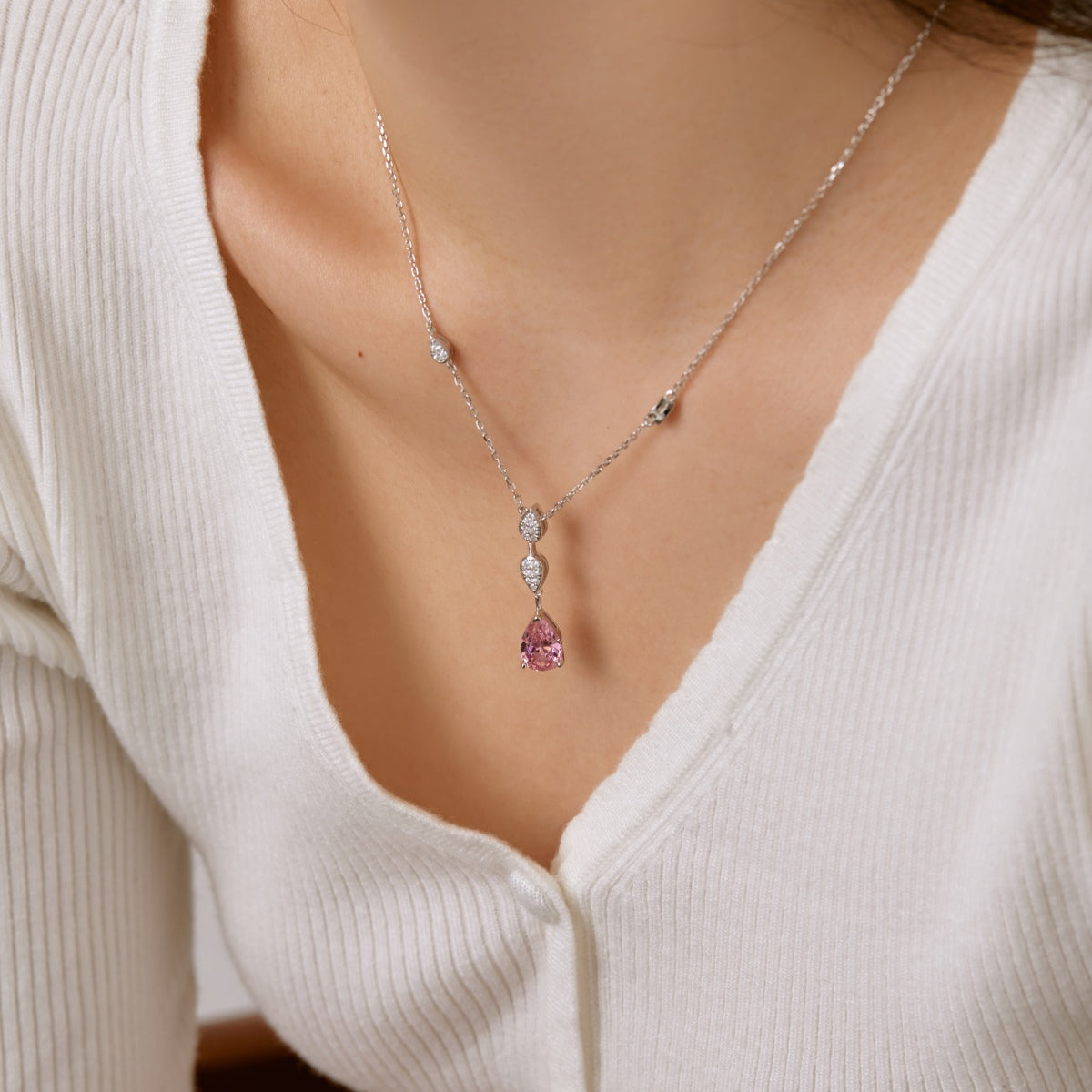 [Oramore Jewelry]Dazzling Pear Cut Necklace