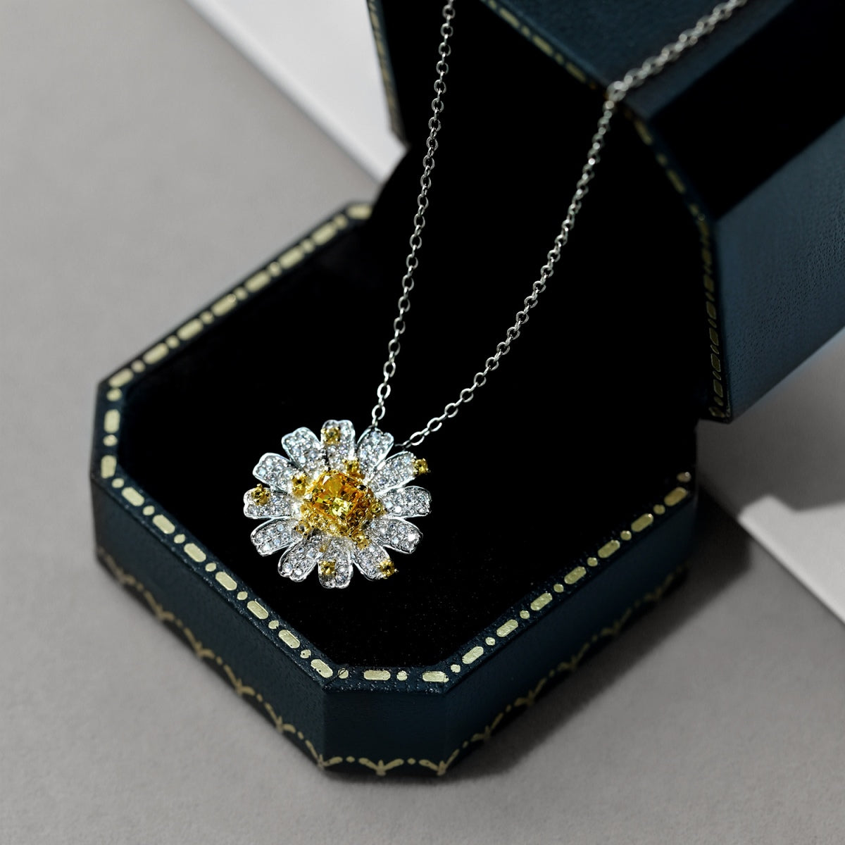 [Oramore Jewelry]Exquisite Daisy Necklace