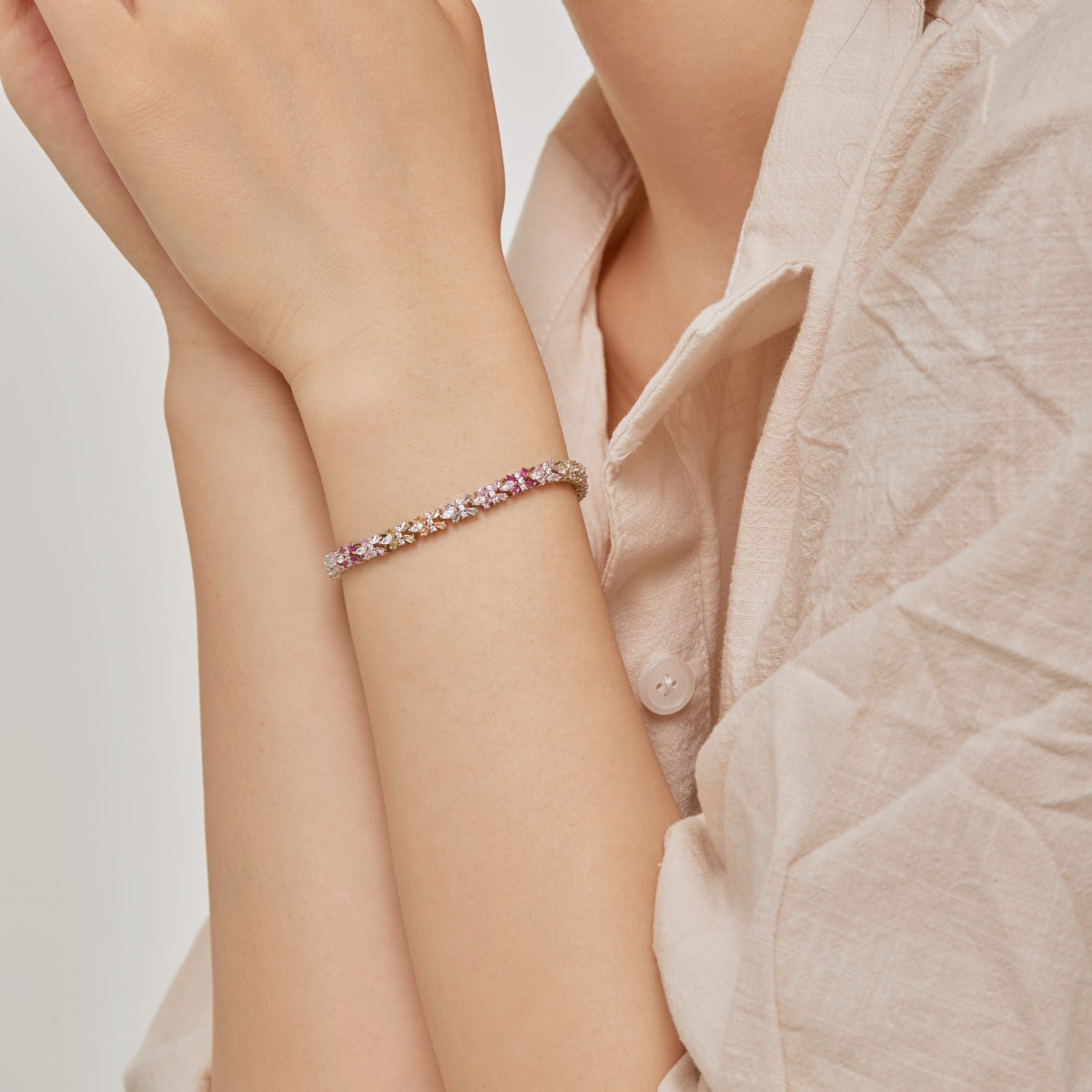 [Oramore Jewelry]Unique Colorful Butterfly Shape Party Bracelet