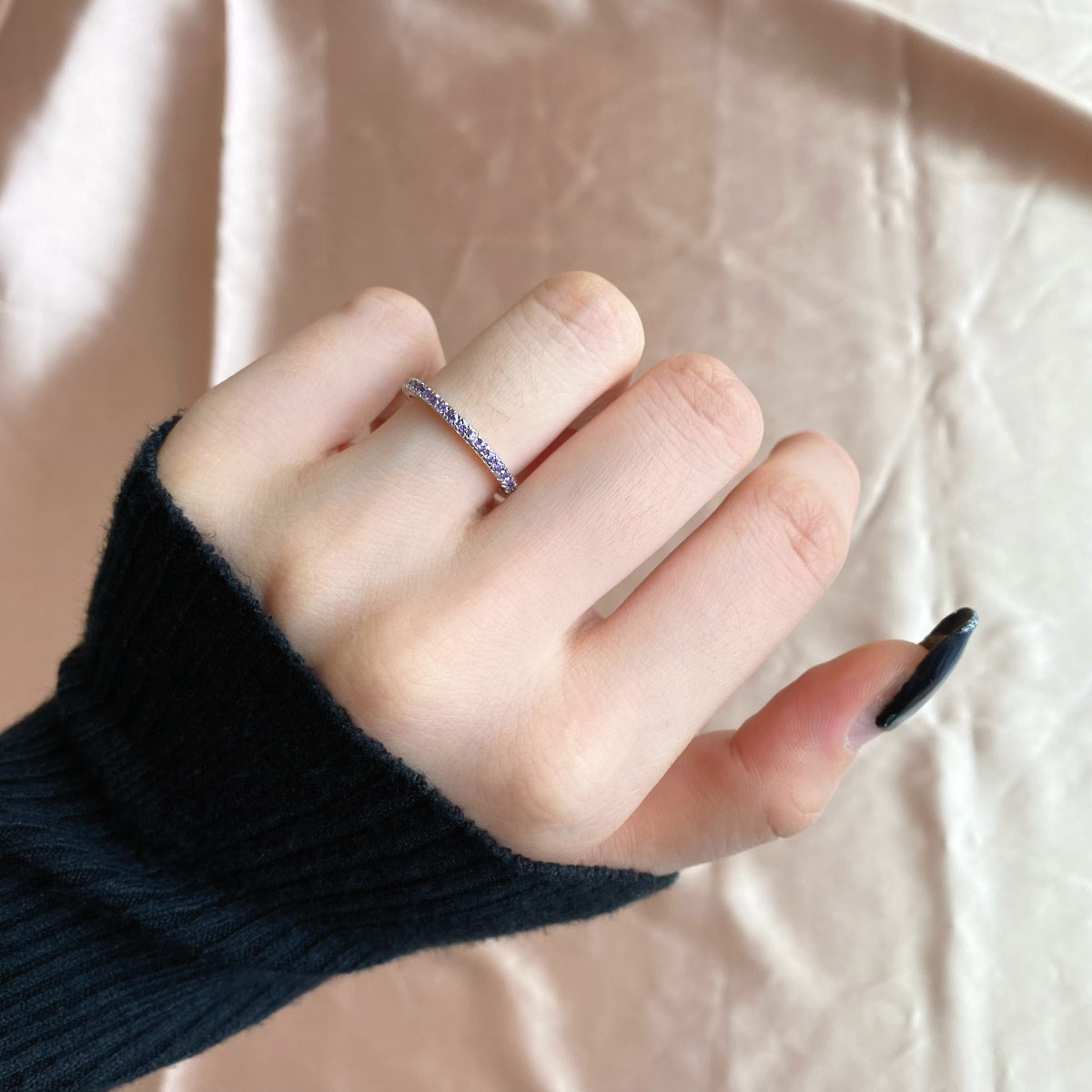 [Oramore Jewelry]Delicate Sparkling Round Cut Daily Ring