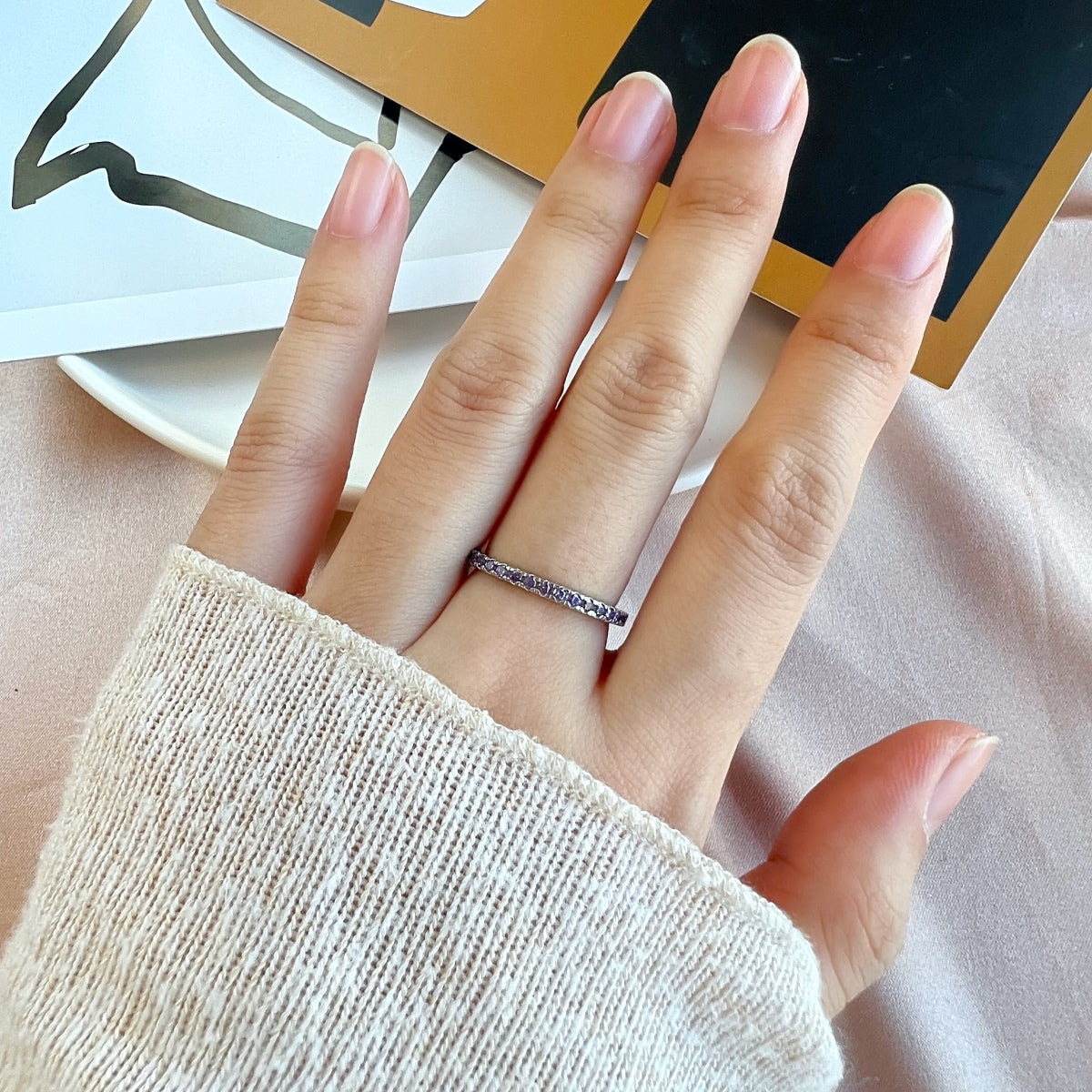 [Oramore Jewelry]Delicate Sparkling Round Cut Daily Ring