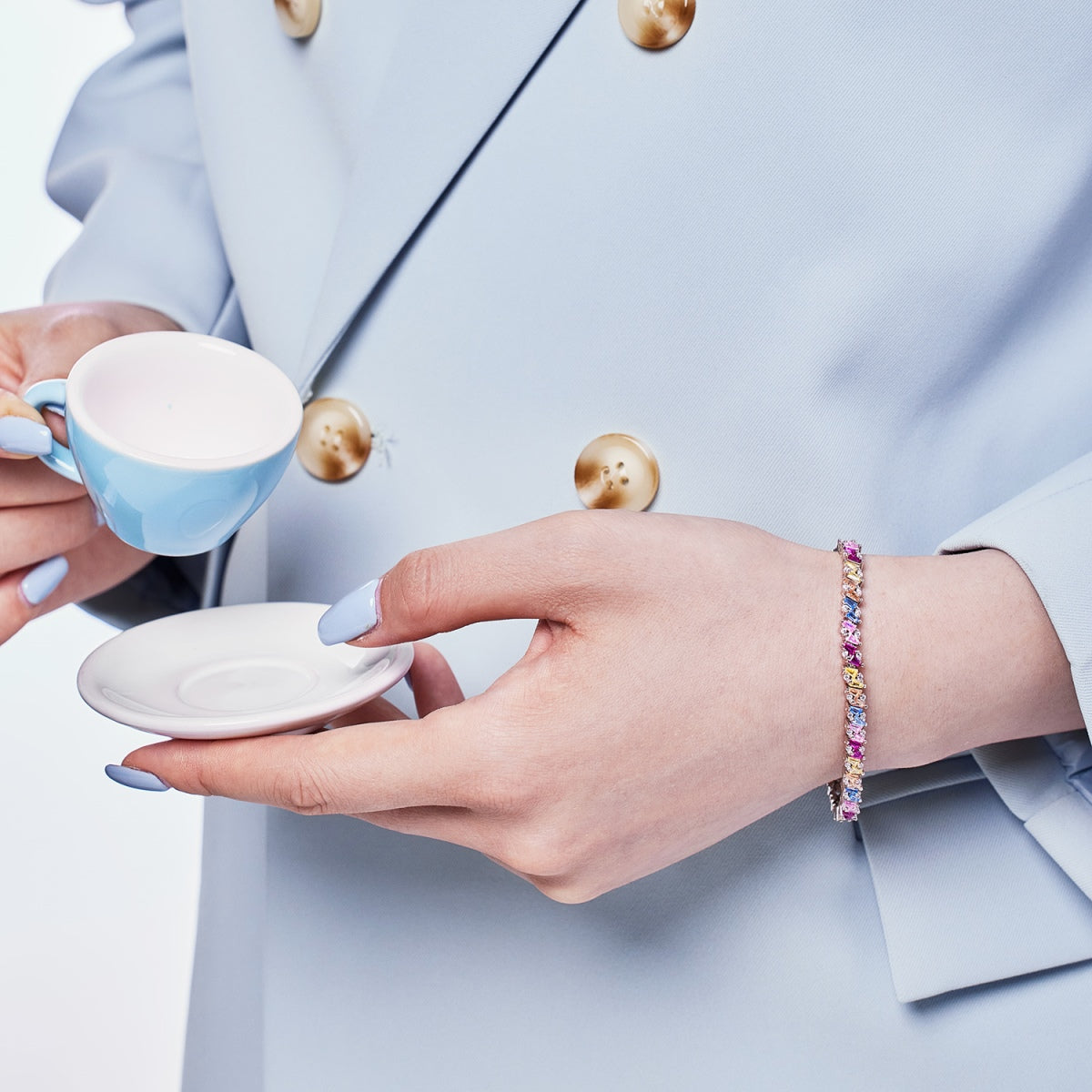 [Oramore Jewelry]Ornate Sparkling Multi Cut Party Bracelet