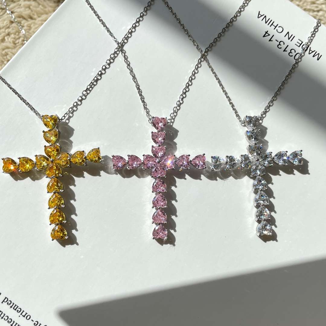 [Oramore Jewelry]Radiant Cross Shape Necklace