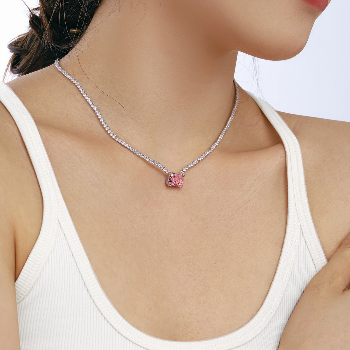 [Oramore Jewelry]4.0 Carat Elegant Radiant Cut Necklace