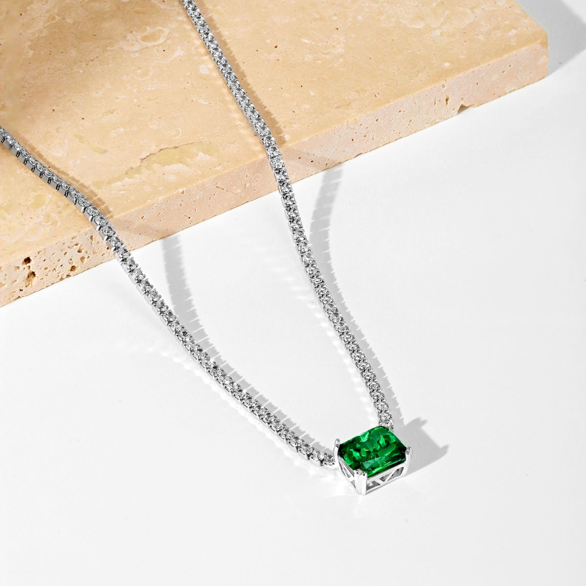 [Oramore Jewelry]4.0 Carat Elegant Radiant Cut Necklace