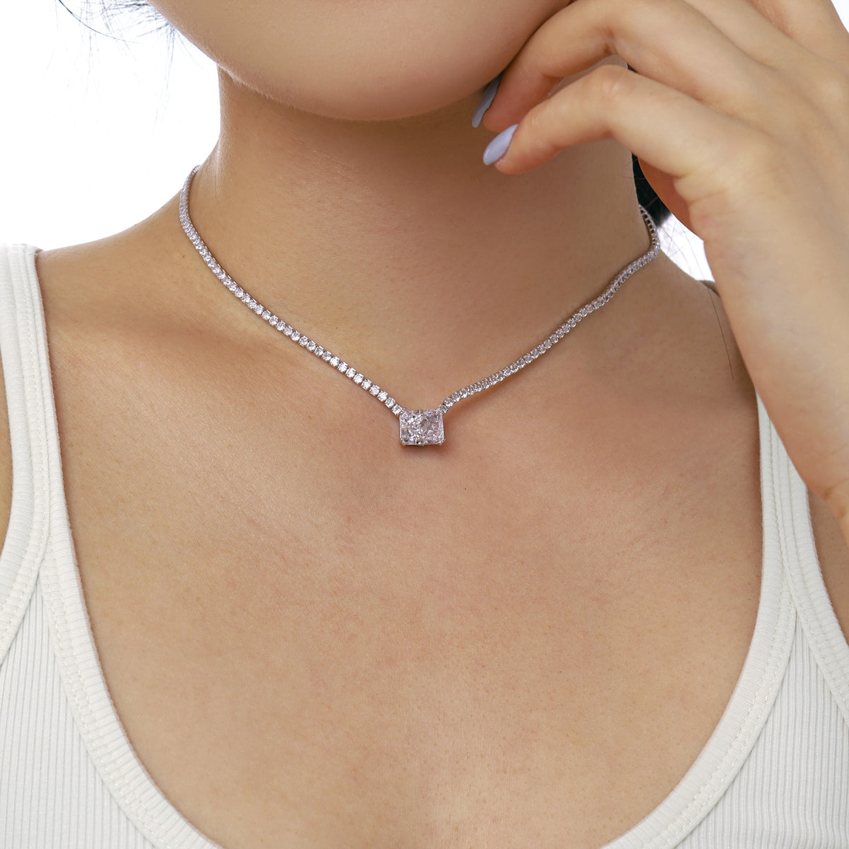 [Oramore Jewelry]4.0 Carat Elegant Radiant Cut Necklace