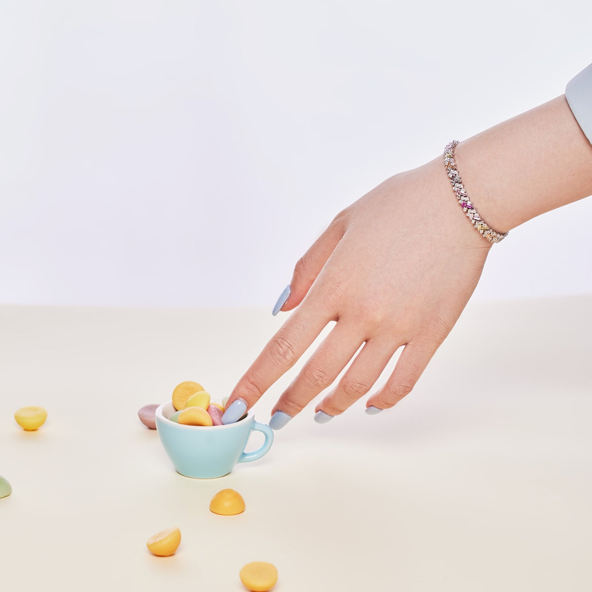[Oramore Jewelry]Dazzling Unique Multi Shape Daily Bracelet