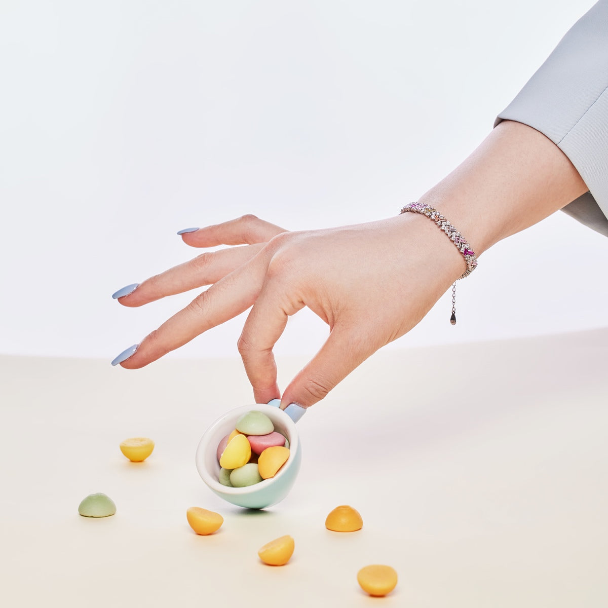 [Oramore Jewelry]Dazzling Unique Multi Shape Daily Bracelet