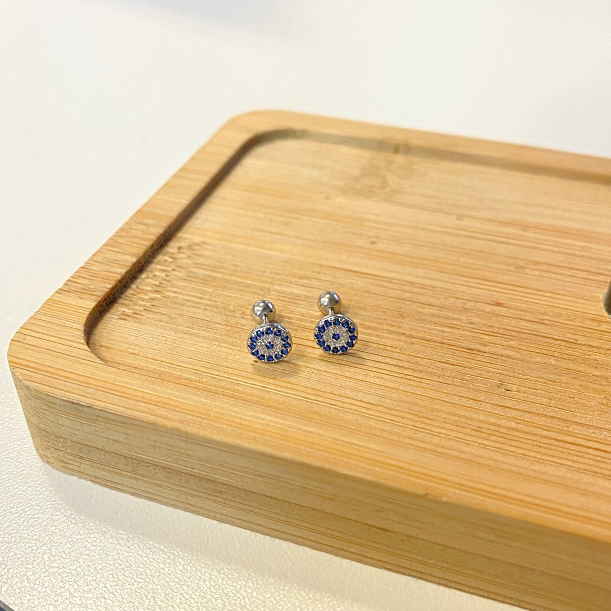 [Oramore Jewelry]Devil's Eye Ear Bone Nail Earrings