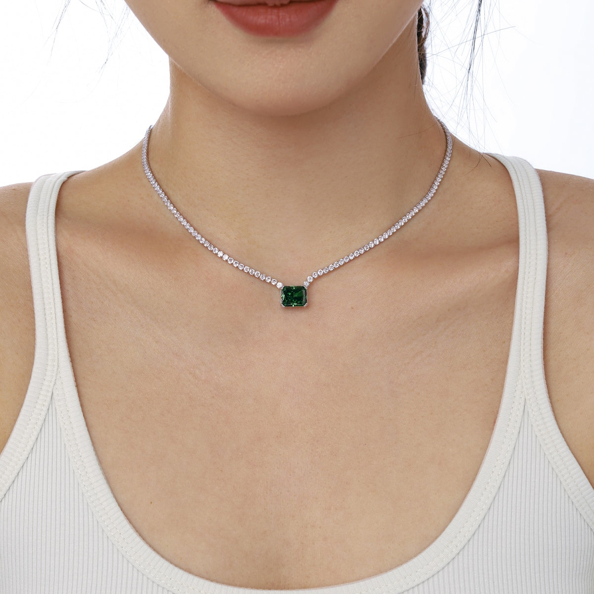 [Oramore Jewelry]4.0 Carat Elegant Radiant Cut Necklace
