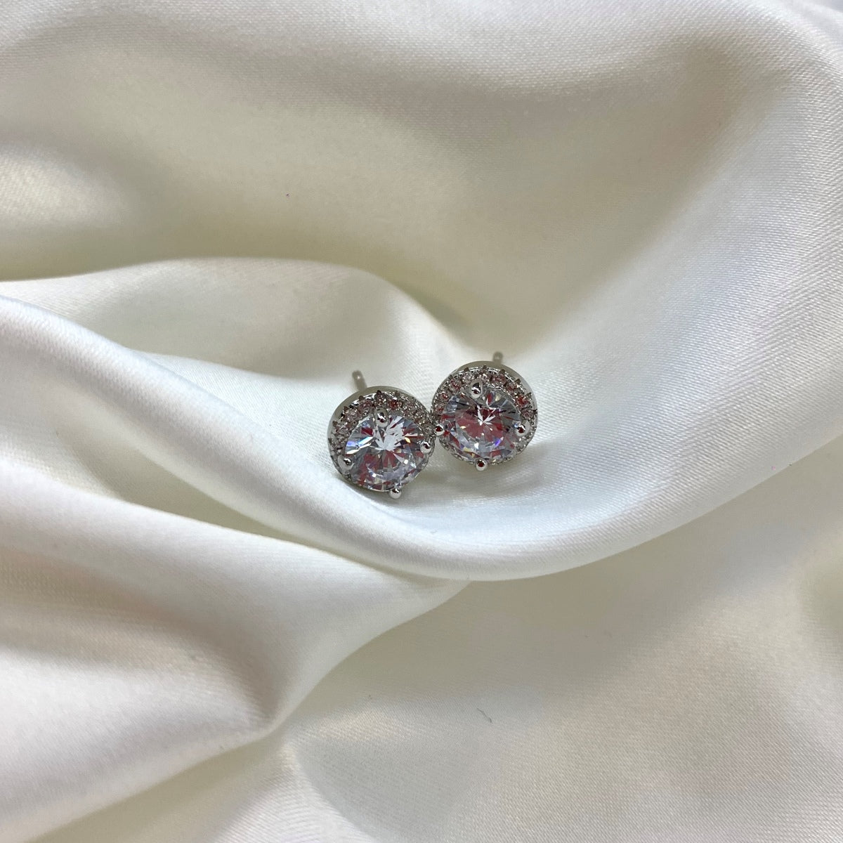 [Oramore Jewelry]Classic Princess Round Shape Earrings