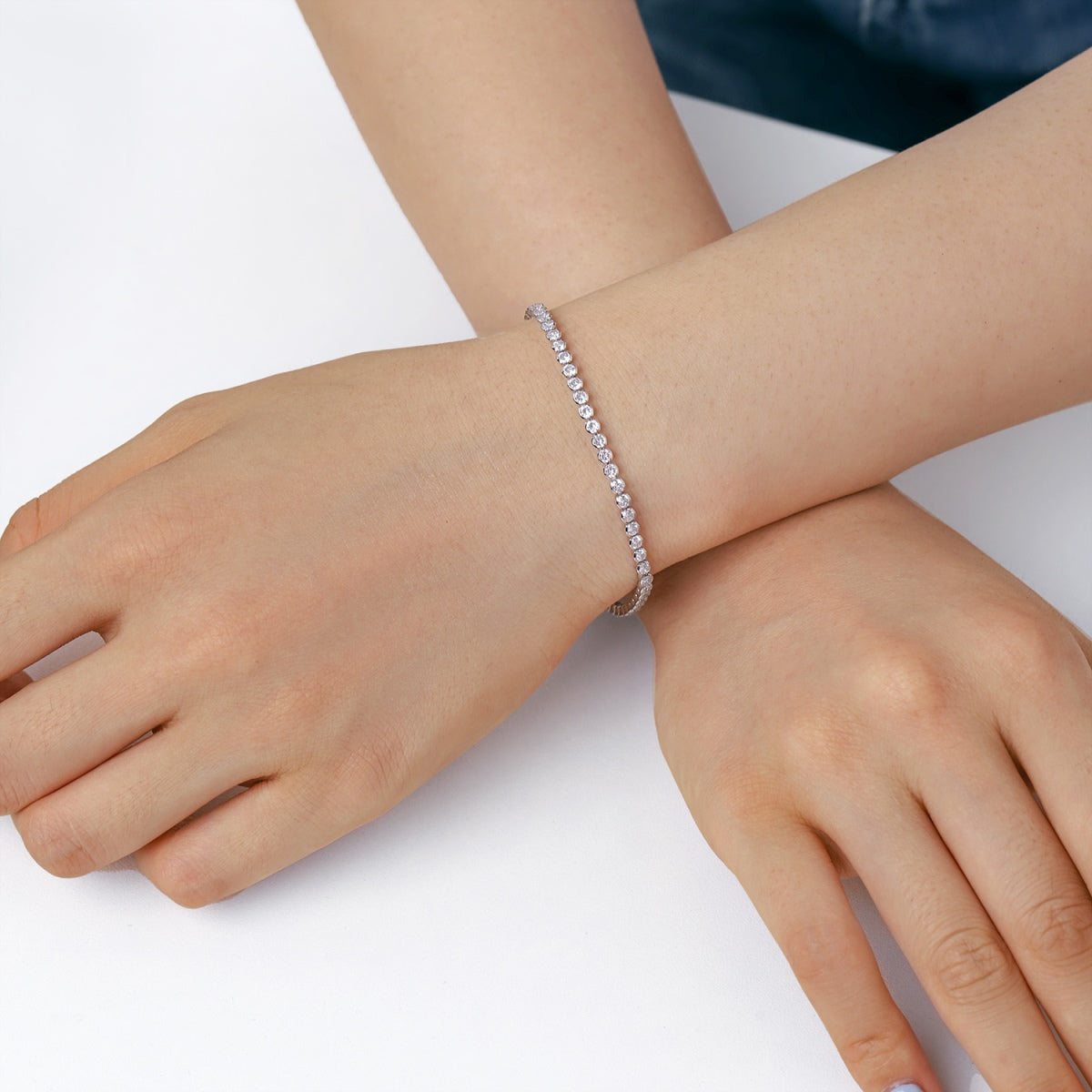 [Oramore Jewelry]Dazzling Sparkling Round Cut Daily Bracelet