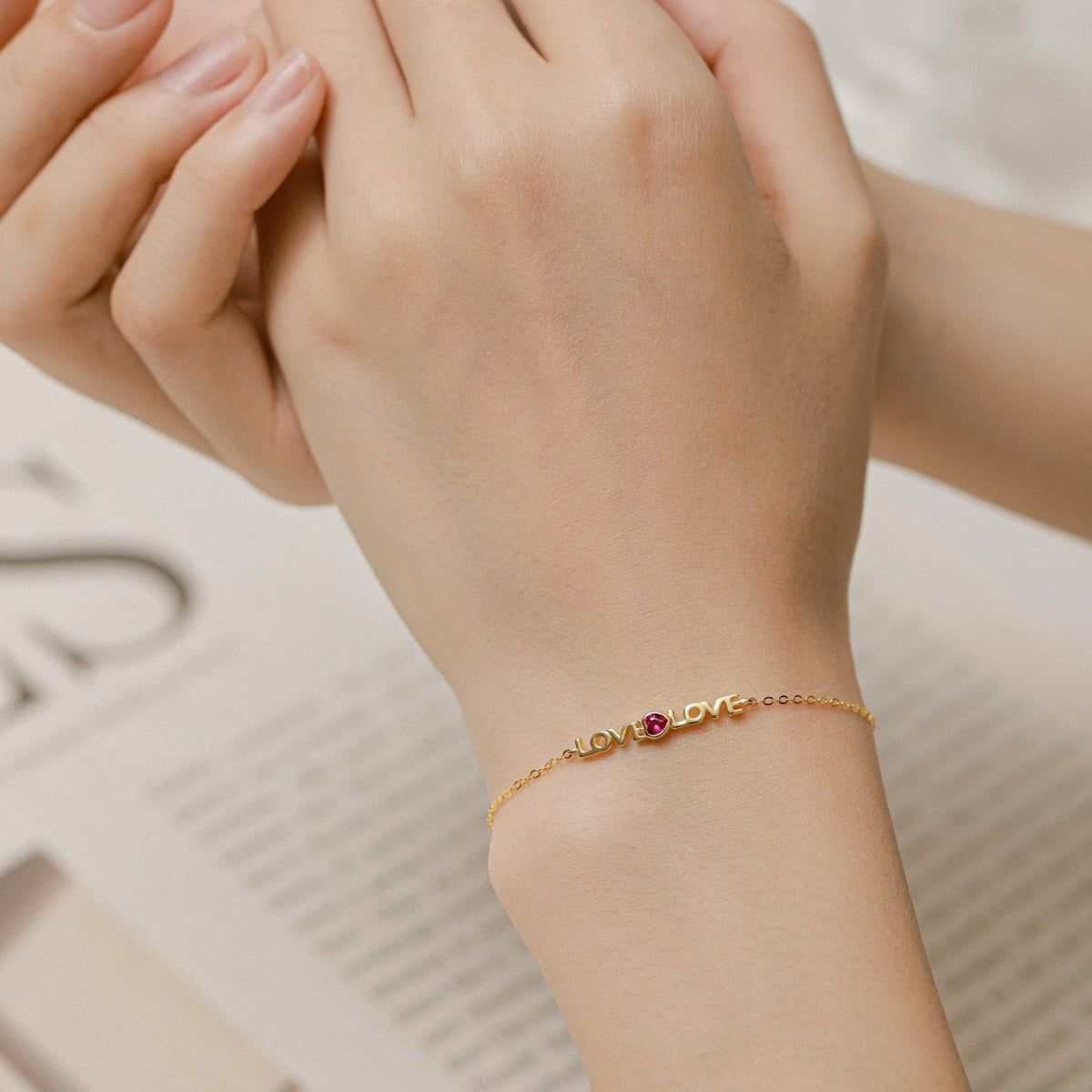 [Oramore Jewelry]Romantic Heart Shape Lover Bracelet