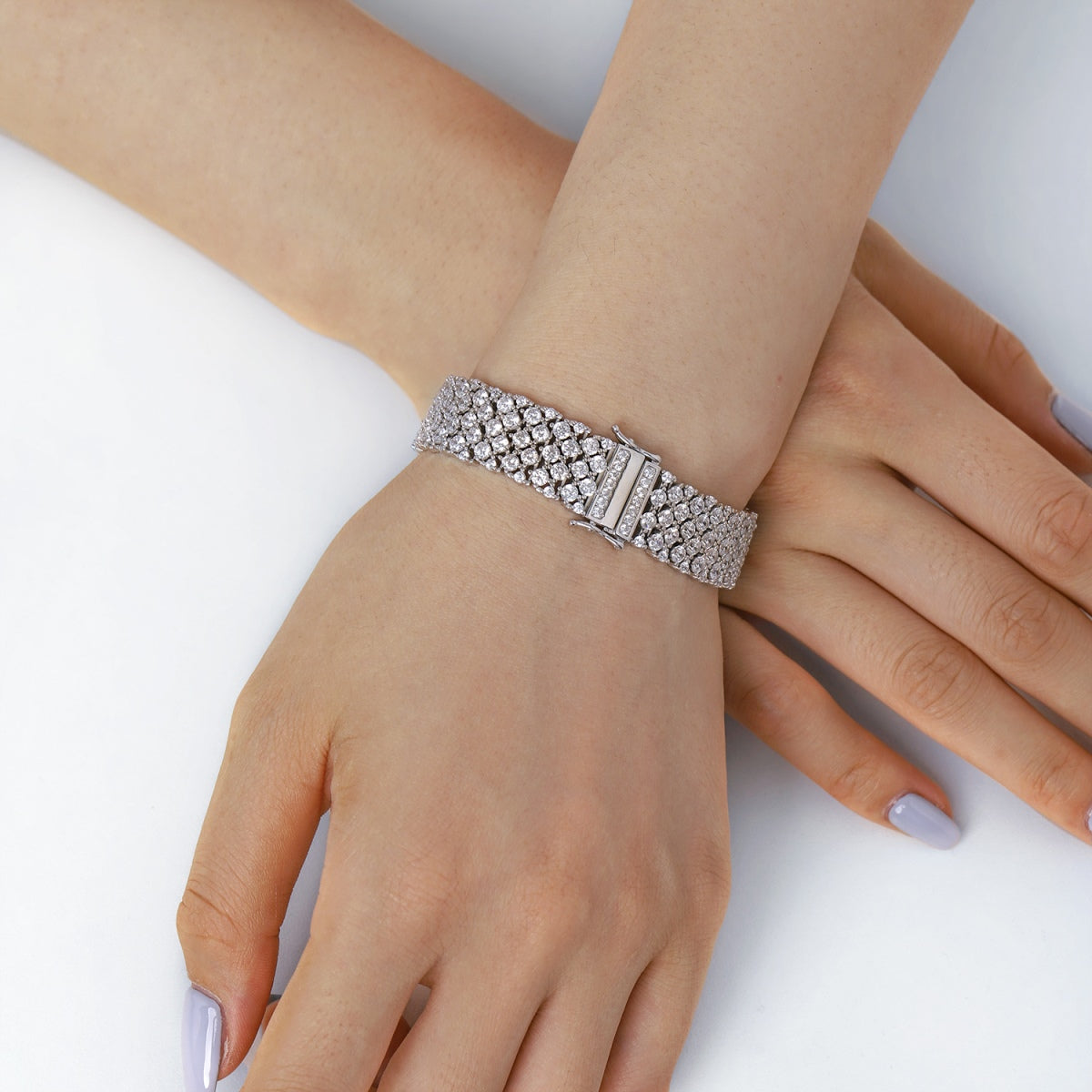 [Oramore Jewelry]Ornate Elegant Round Cut Party Bracelet