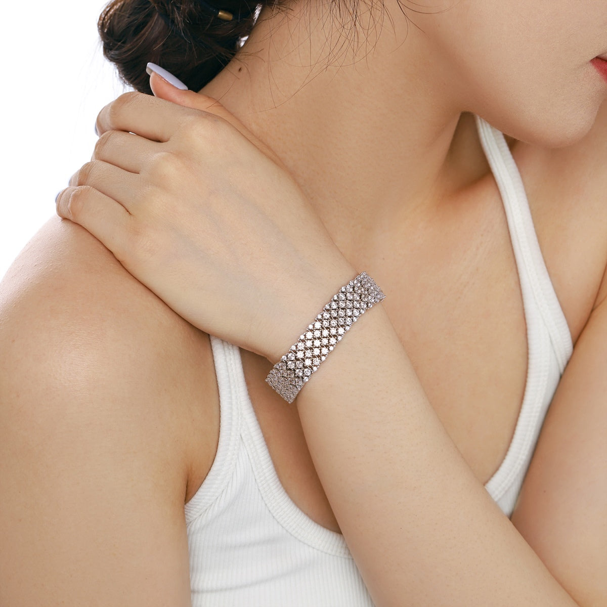 [Oramore Jewelry]Ornate Elegant Round Cut Party Bracelet