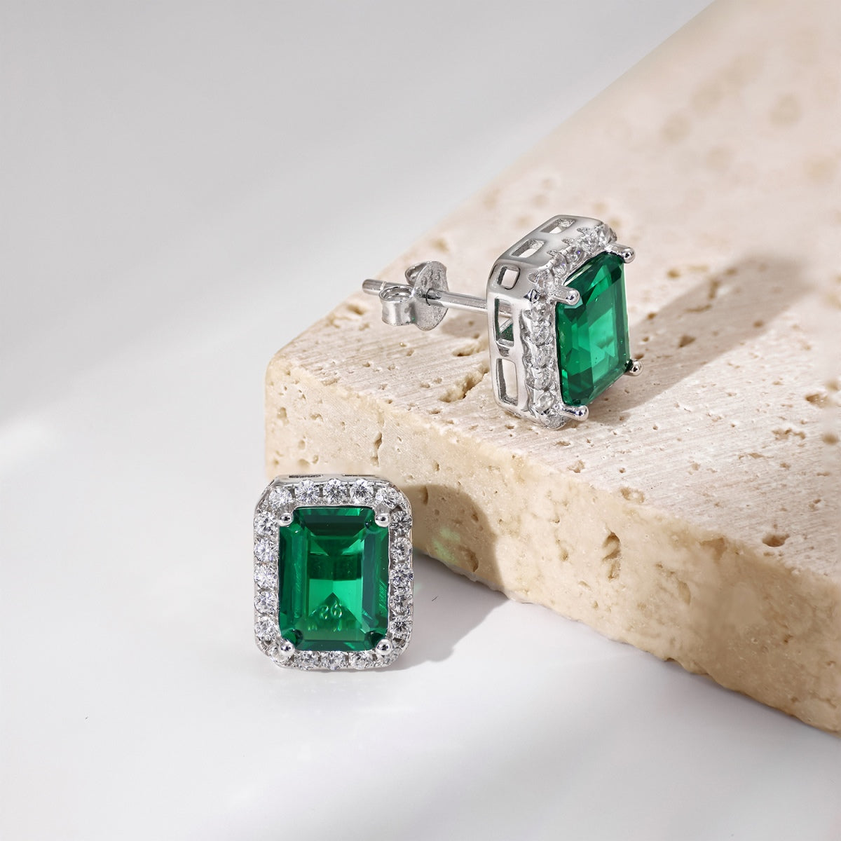 [Oramore Jewelry]Luxurious Dainty Emerald Cut Banquet Earrings