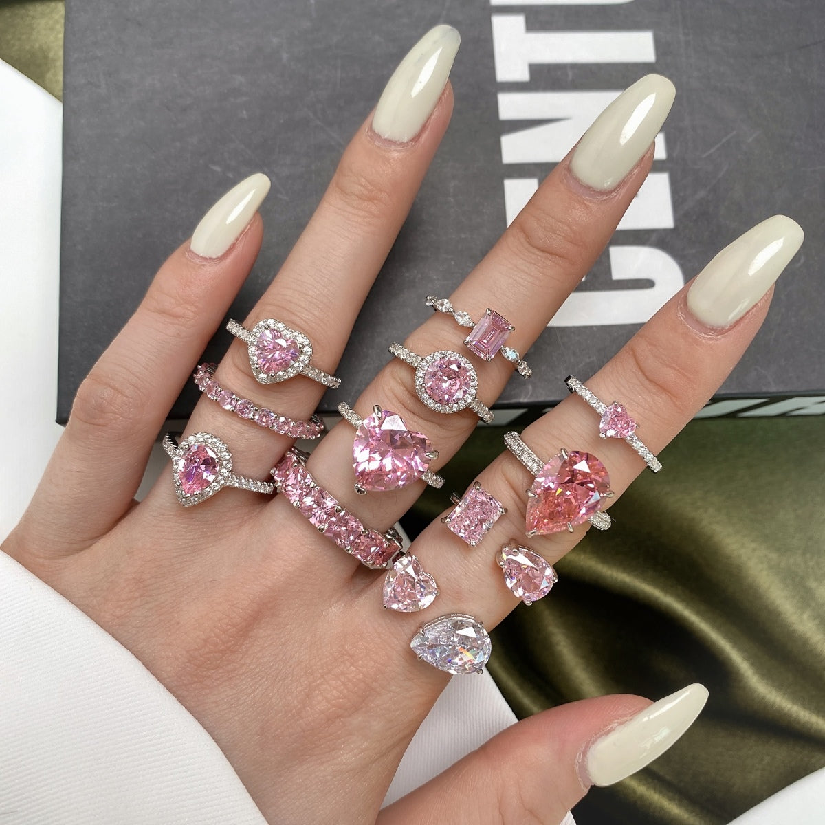 [Oramore  Jewelry]0.5 Carat CaratEternity Charming Heart Shape Lover Ring