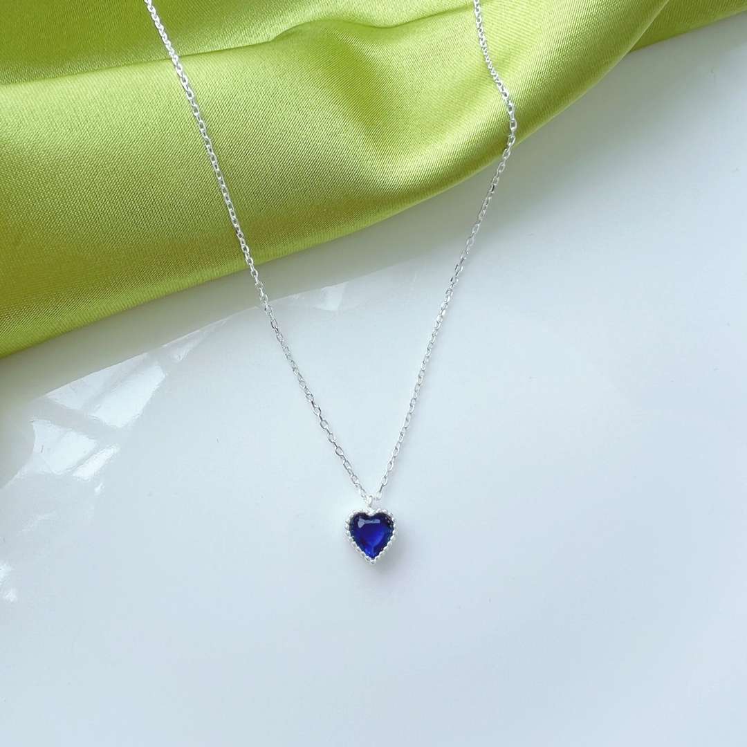 [Oramore Jewelry]Ornate Heart Shape Necklace