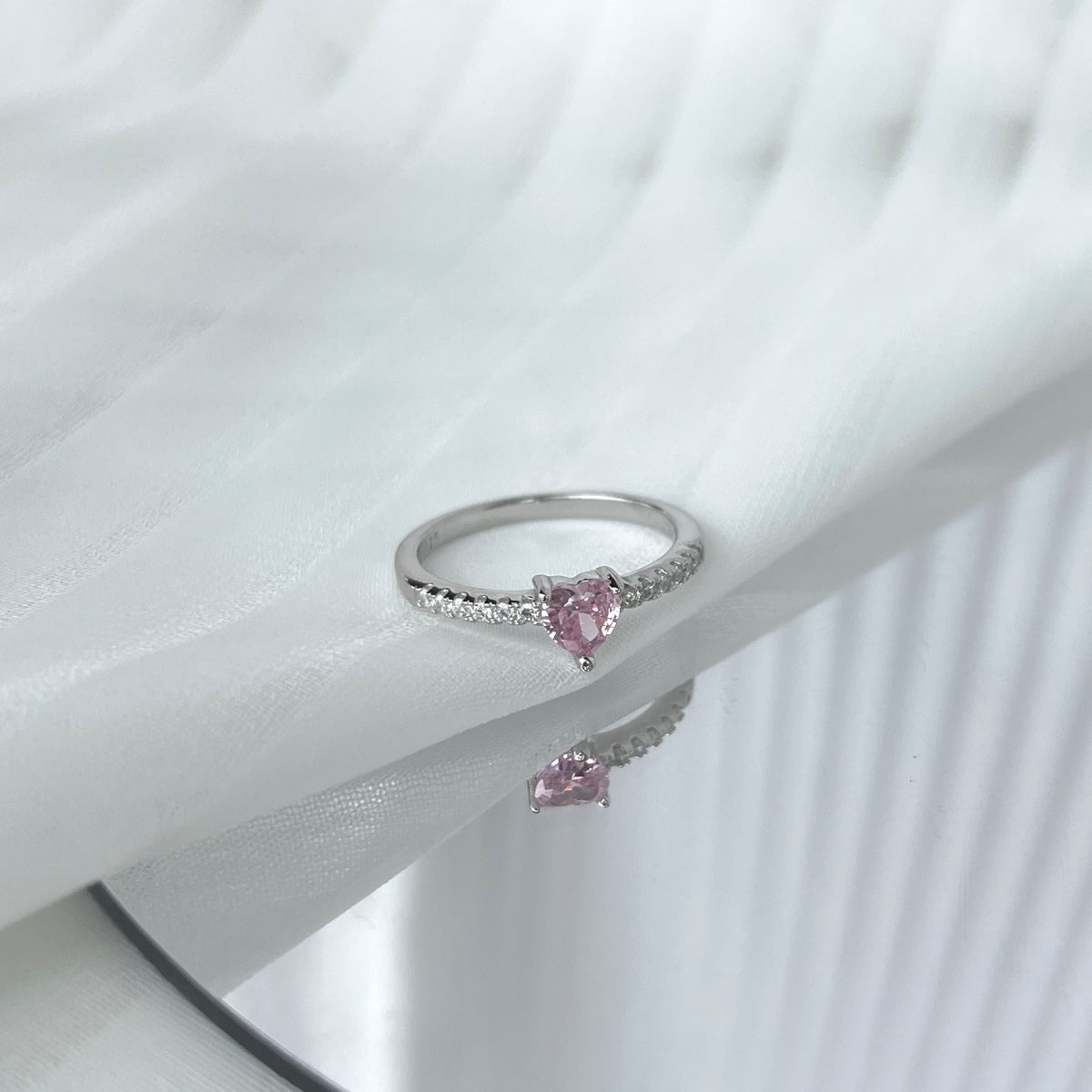 [Oramore  Jewelry]0.5 Carat CaratEternity Charming Heart Shape Lover Ring