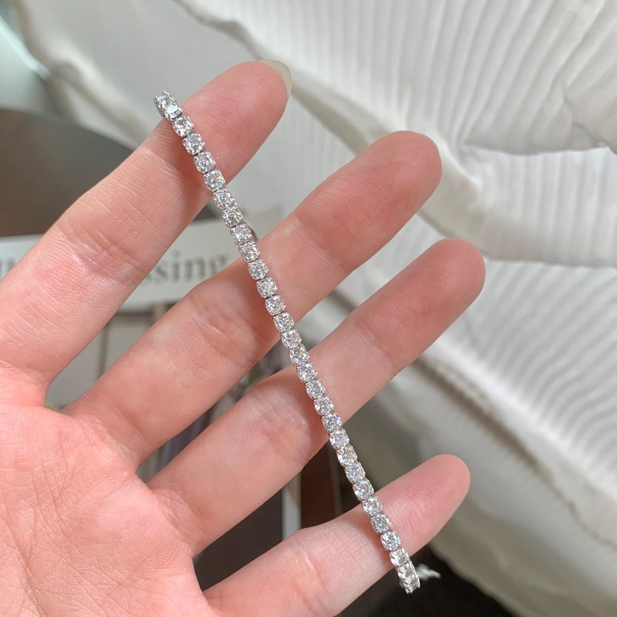 [Oramore Jewelry]Sparkling Round Cut Daily Bracelet