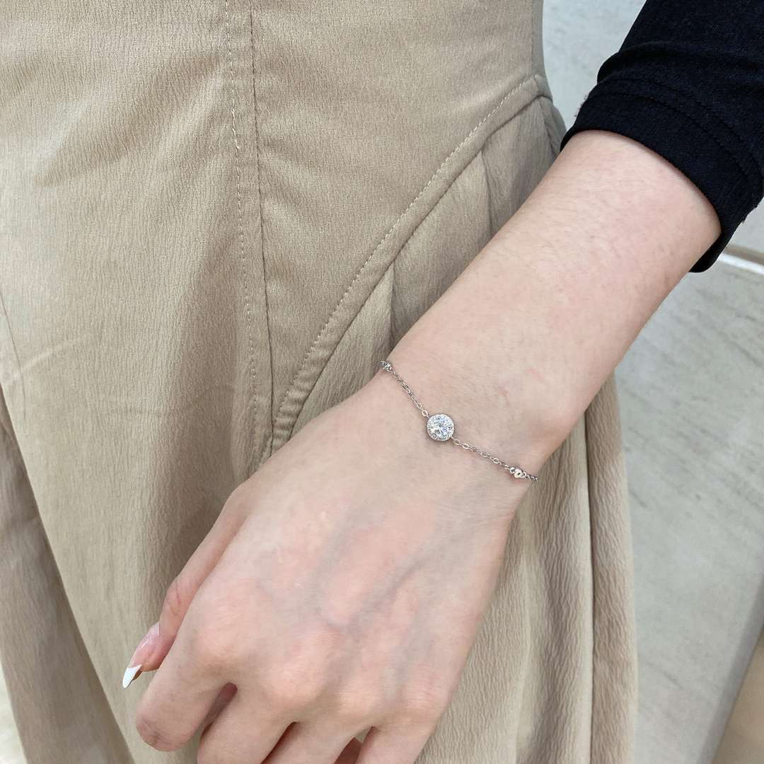 [Oramore Jewelry]Dazzling Round Cut Shape Bracelet