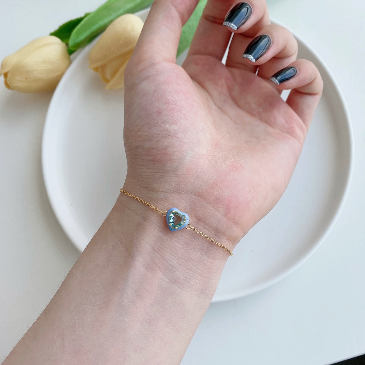 [Oramore Jewelry]Sparkling Romantic Heart Shape Lover Bracelet
