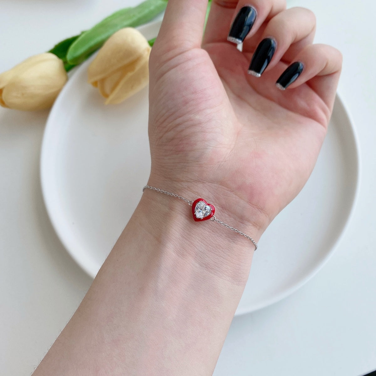 [Oramore Jewelry]Sparkling Romantic Heart Shape Lover Bracelet