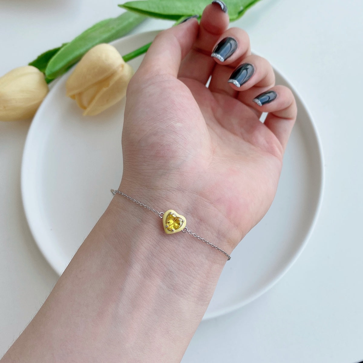 [Oramore Jewelry]Sparkling Romantic Heart Shape Lover Bracelet