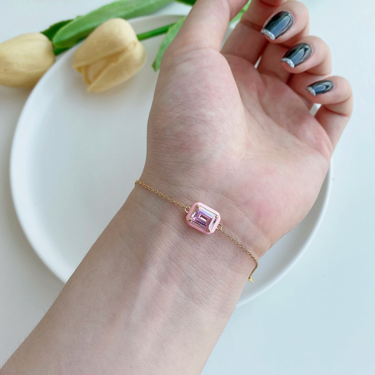 [Oramore Jewelry]2.0 Carat Sparkling Colorful Emerald Cut Daily Bracelet