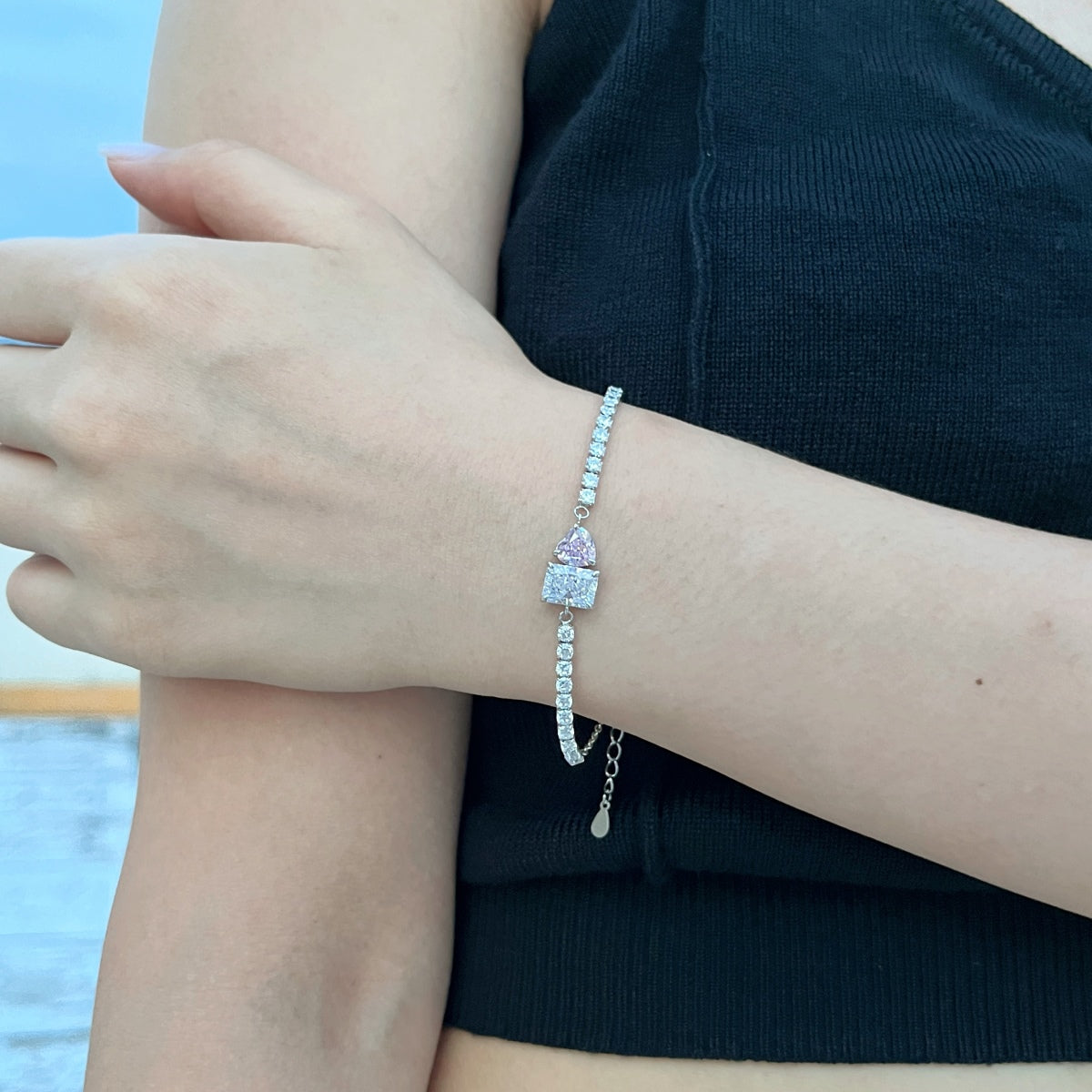 [Oramore Jewelry]Dazzling Unique Multi Shape Lover Bracelet