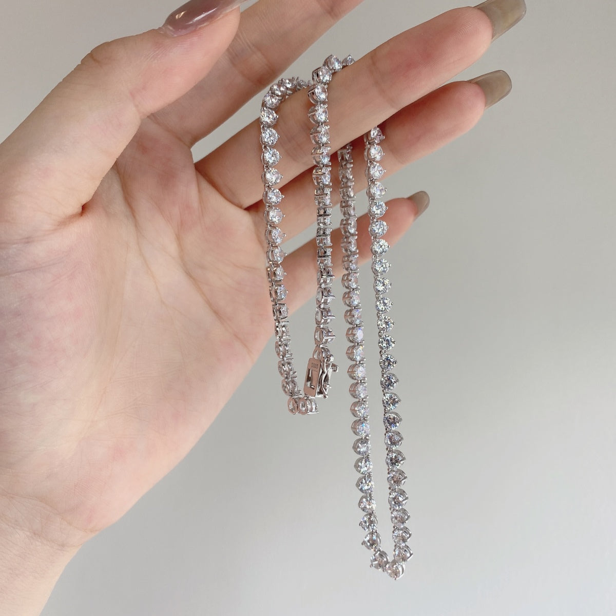 [Oramore Jewelry]Ornate Heart Cut Tennis Necklace