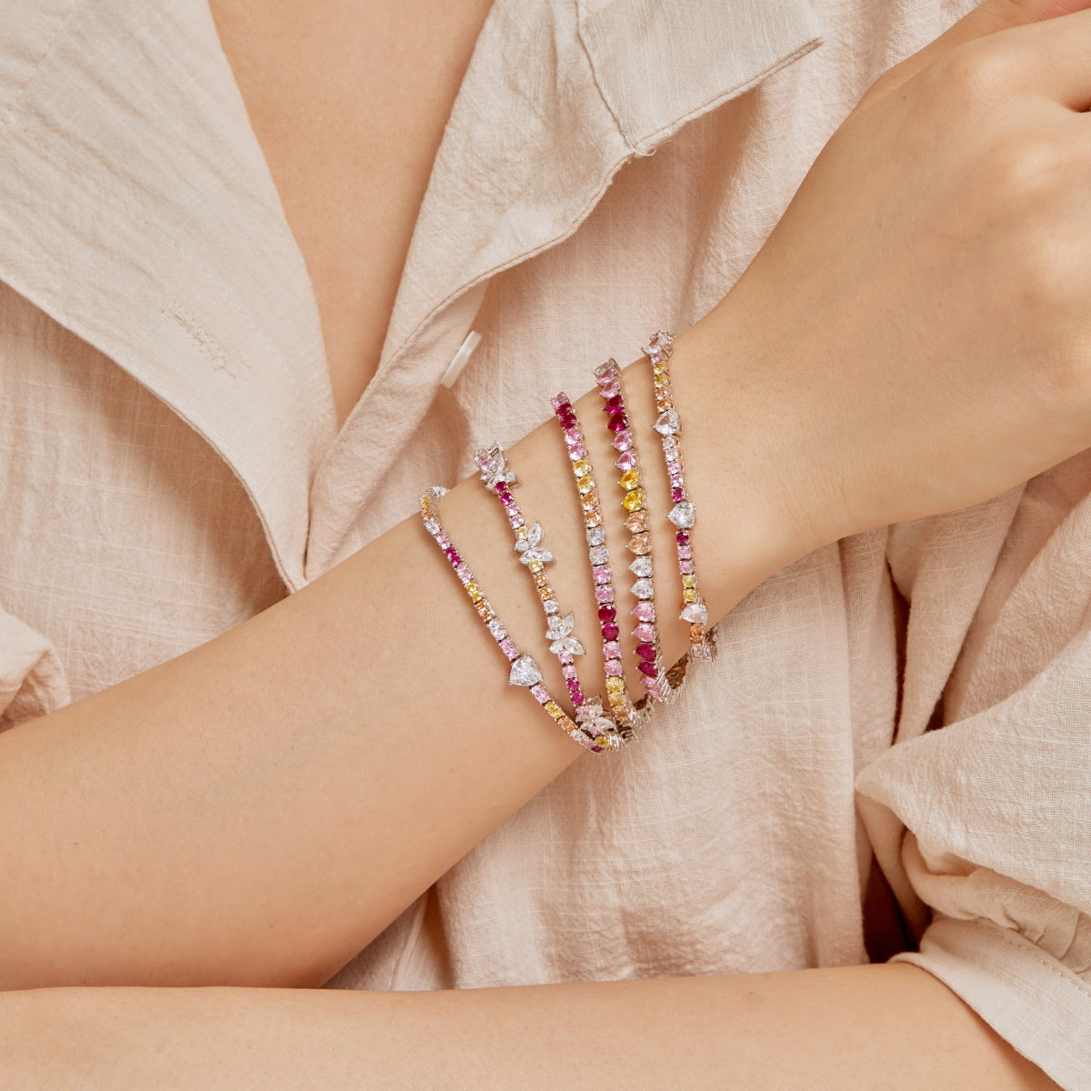 [Oramore Jewelry]Luxurious Colorful Romantic Heart Shape Lover Bracelet