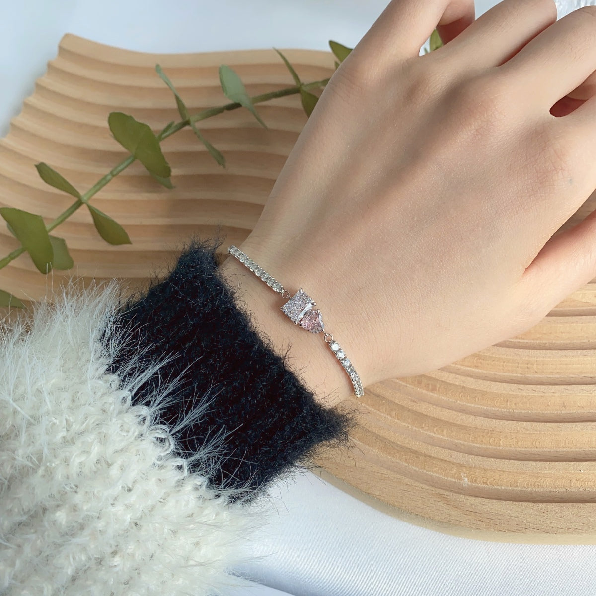 [Oramore Jewelry]Dazzling Unique Multi Shape Lover Bracelet