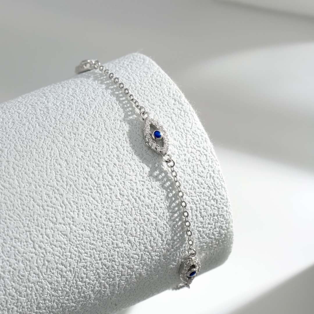 [Oramore Jewelry]Evil Eye Shape Pendent Necklace