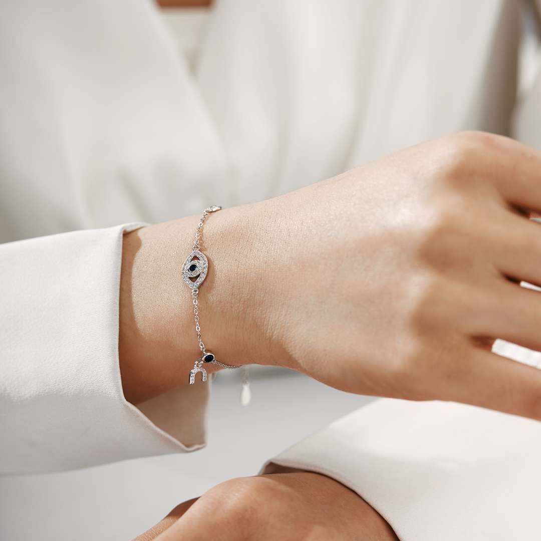 [Oramore Jewelry]Dainty Eye Shape Necklace