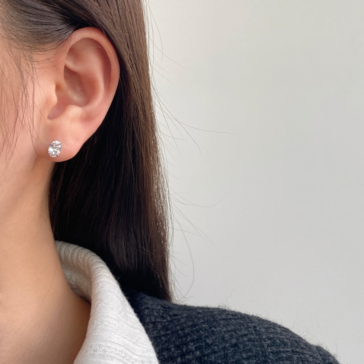 [Oramore Jewelry]Oval Classic Dignified Elegant Earrings