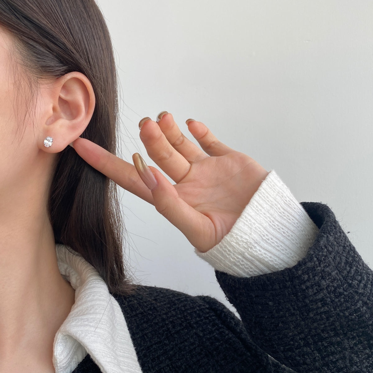 [Oramore Jewelry]Oval Classic Dignified Elegant Earrings