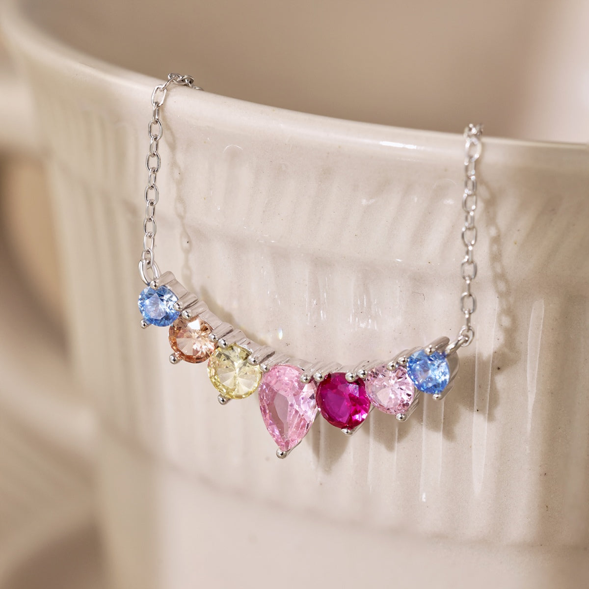[Oramore Jewelry]Dainty Colorful Heart Necklace