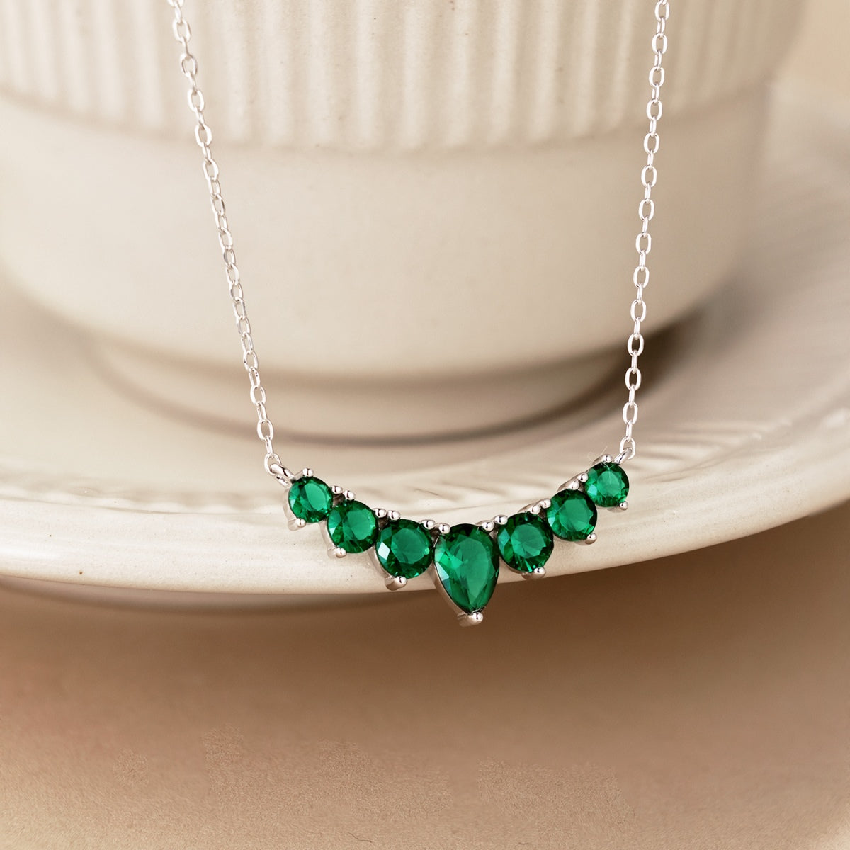 [Oramore Jewelry]Dainty Colorful Heart Necklace