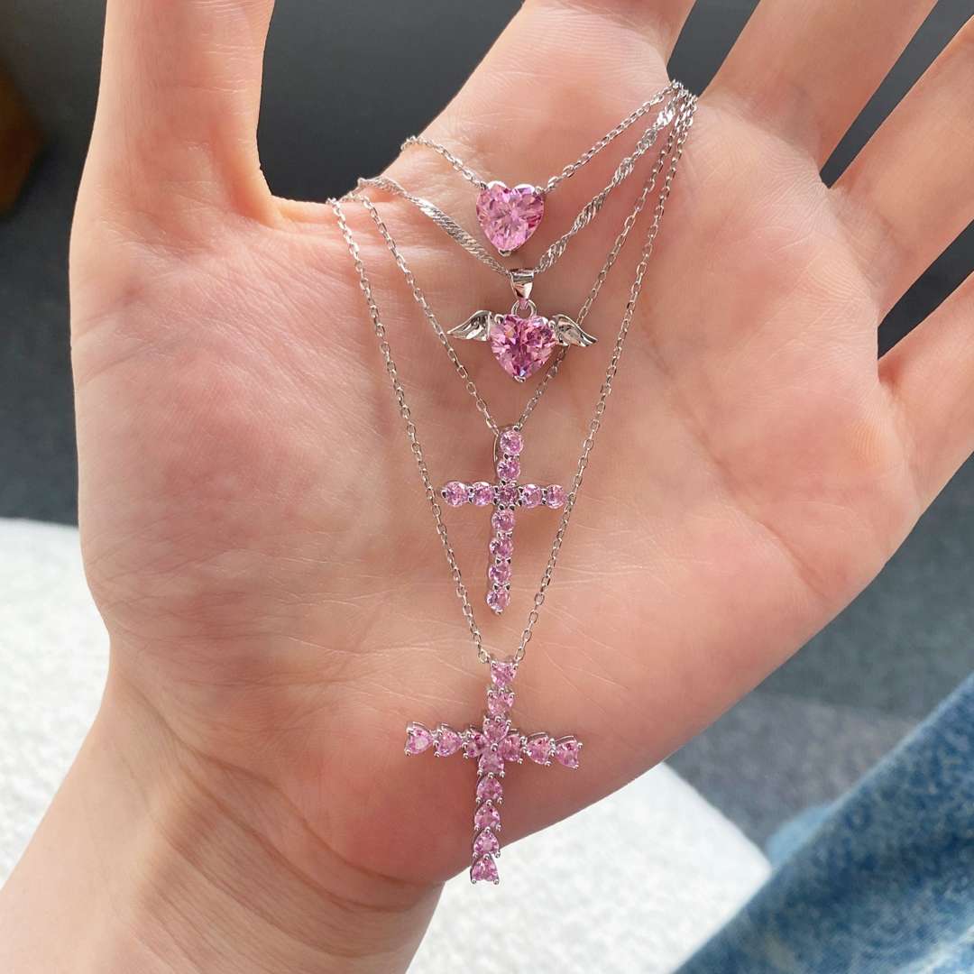 [Oramore Jewelry]Heart Shape Main Stone Pendant Collarbone Necklace